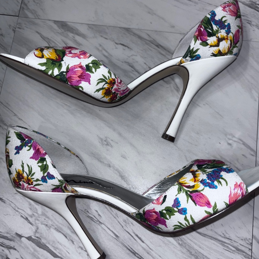 NWT Nina Floral Women's Heels Size: 9 With box - Picture 1 of 7